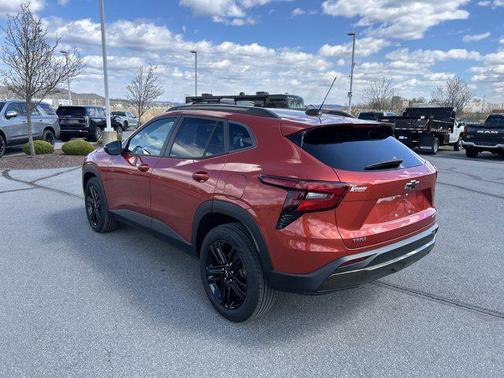 Cayenne Orange Metallic 2024 Chevrolet Trax FWD ACTIV