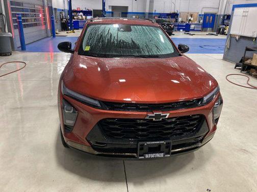 Cayenne Orange Metallic 2024 Chevrolet Trax FWD ACTIV