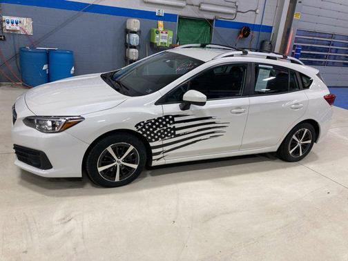 Crystal White Pearl 2023 Subaru Impreza Premium