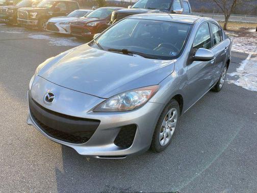 2013 Mazda Mazda3 i Sport