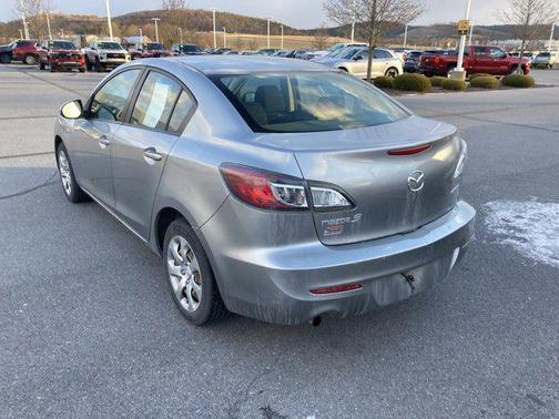 2013 Mazda Mazda3 i Sport