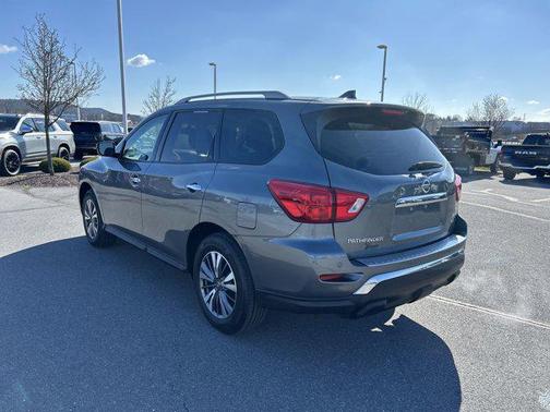 2020 Nissan Pathfinder SV 4WD