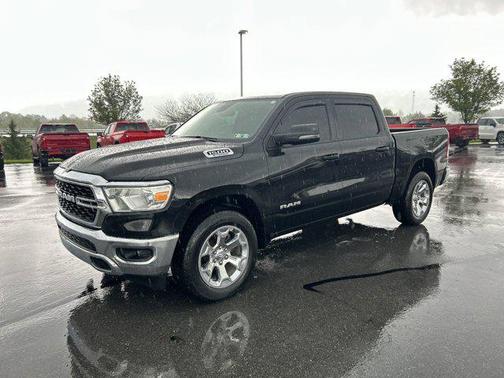 Diamond Black Crystal Pearlcoat 2023 RAM 1500 Big Horn/Lone Star