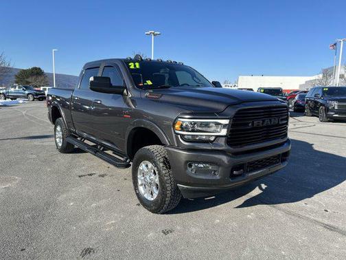 2021 RAM 2500 Laramie Crew Cab 4x4 6'4' Box