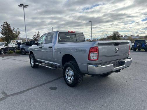 2021 RAM 2500 Tradesman Crew Cab 4x4 6'4' Box
