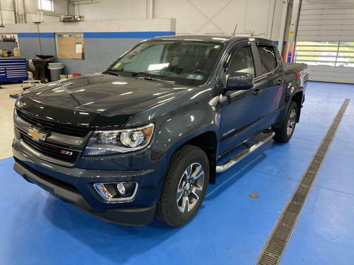 Shadow Gray Metallic 2020 Chevrolet Colorado Z71