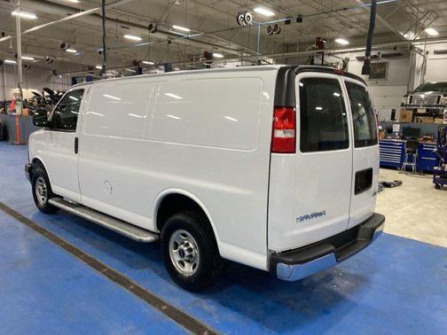 2024 GMC Savana 2500 Work Van