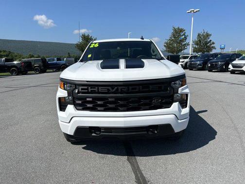2026 Chevrolet Silverado 1500 Custom