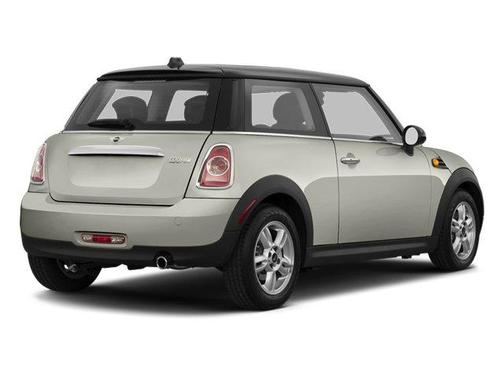 White 2013 MINI Hardtop Cooper