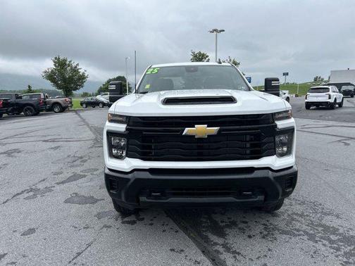 2025 Chevrolet Silverado 3500 WT