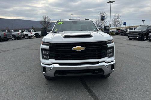 2025 Chevrolet Silverado 3500 WT