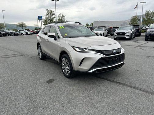 Titanium Glow 2021 Toyota Venza XLE