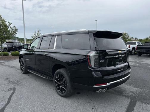 Black 2026 Chevrolet Suburban High Country, 4WD