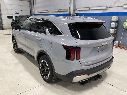 2024 Kia Sorento S