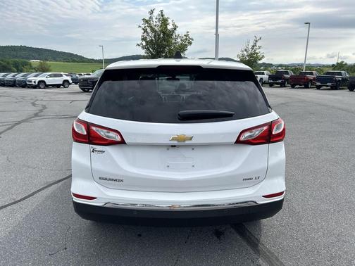 Summit White 2018 Chevrolet Equinox LT