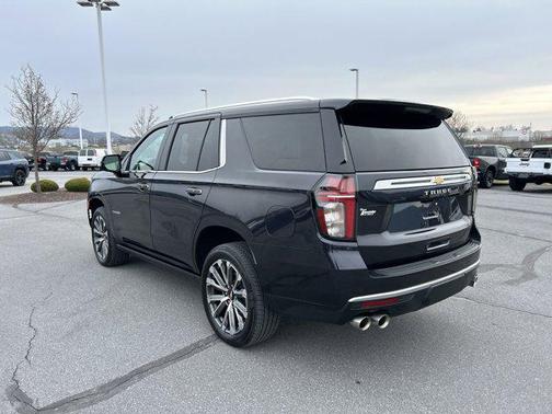 2023 Chevrolet Tahoe 4WD High Country