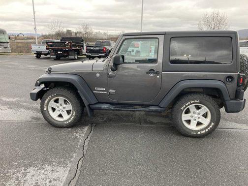 2016 Jeep Wrangler Sport
