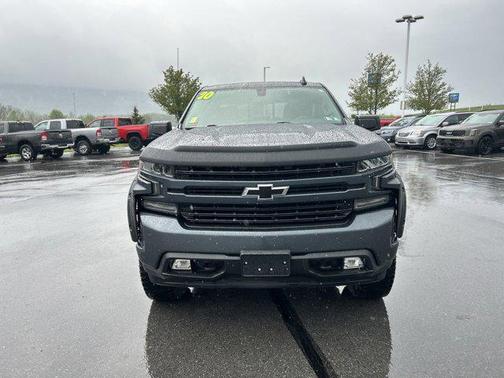 Shadow Gray Metallic 2020 Chevrolet Silverado 1500 RST