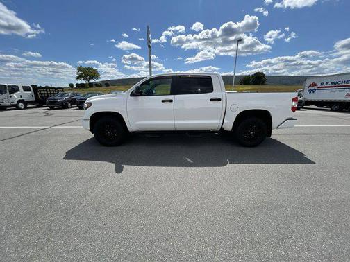 2020 Toyota Tundra SR5