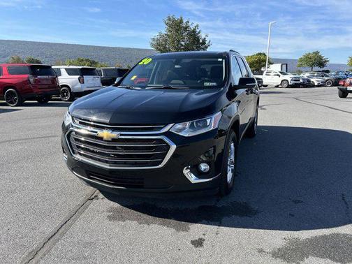 2020 Chevrolet Traverse LT Cloth