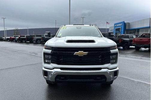2025 Chevrolet Silverado 3500 WT