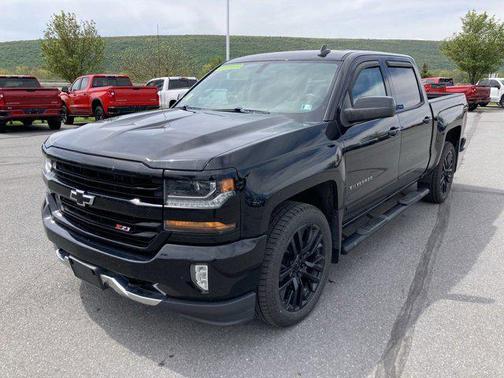 Black 2018 Chevrolet Silverado 1500 2LT