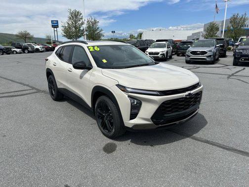 White Sands 2026 Chevrolet Trax FWD ACTIV