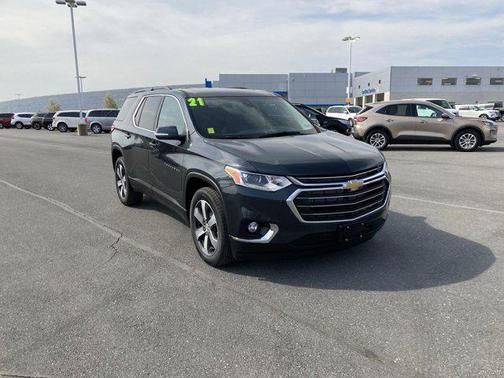2021 Chevrolet Traverse LT Leather