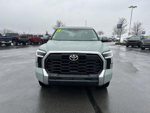 2022 Toyota Tundra SR5