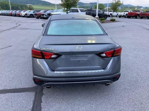 Gun Metallic 2020 Nissan Altima SR FWD