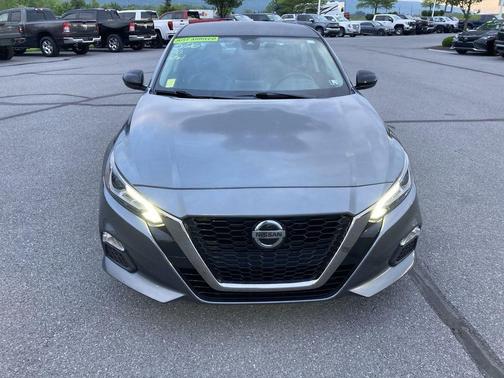 Gun Metallic 2020 Nissan Altima SR FWD