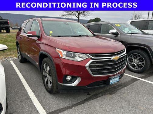 2021 Chevrolet Traverse LT Leather