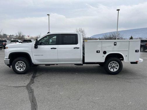 Summit White 2026 Chevrolet Silverado 3500 WT