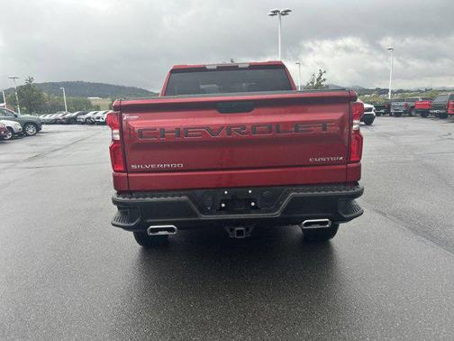 2022 Chevrolet Silverado 1500 Custom Trail Boss
