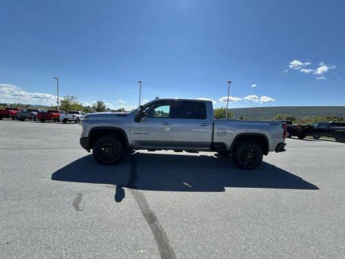 2025 Chevrolet Silverado 2500 LTZ