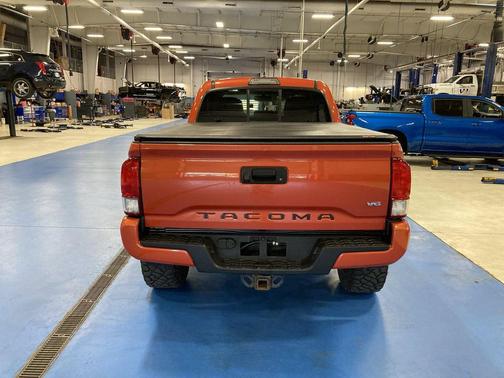 Inferno 2016 Toyota Tacoma SR5