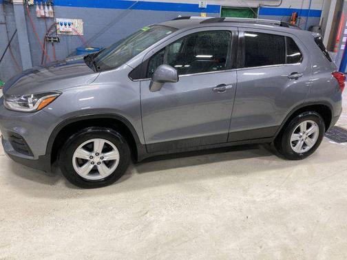 Satin Steel Metallic 2020 Chevrolet Trax LT