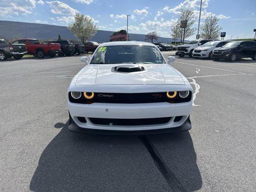 2022 Dodge Challenger R/T Scat Pack Widebody