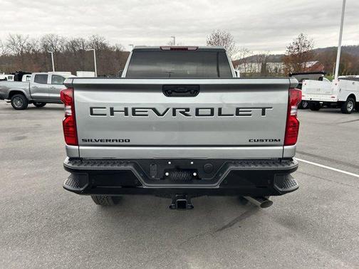 2026 Chevrolet Silverado 2500 Custom