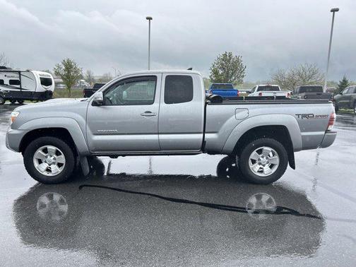 Silver Sky Metallic 2015 Toyota Tacoma Base