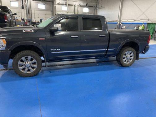 Maximum Steel Metallic Clearcoat 2019 RAM 2500 Limited Crew Cab 4x4 6'4' Box