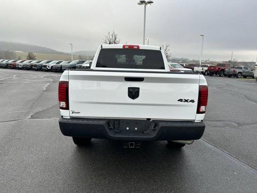 2021 RAM 1500 Classic Warlock Quad Cab 4x4 6'4' Box