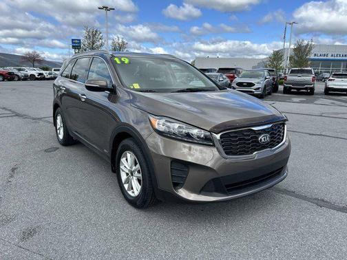 Dragon Brown 2019 Kia Sorento LX