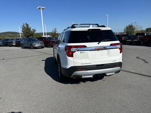 2021 GMC Acadia AWD SLT