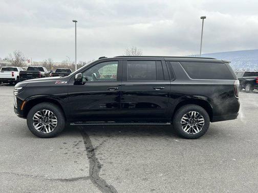 2026 Chevrolet Suburban Z71, 4WD