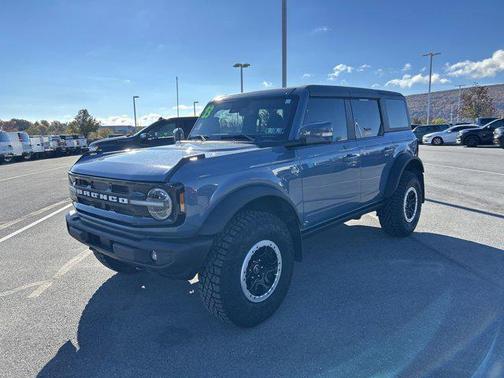 2023 Ford Bronco Outer Banks