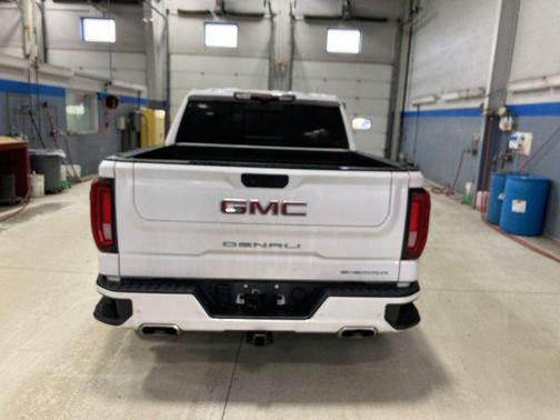 White Frost Tricoat 2022 GMC Sierra 1500 Denali