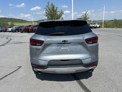 Sterling Gray Metallic 2024 Chevrolet Blazer 2LT