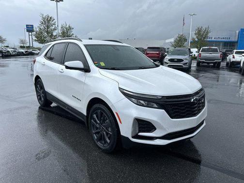 Iridescent Pearl Tricoat 2024 Chevrolet Equinox AWD RS
