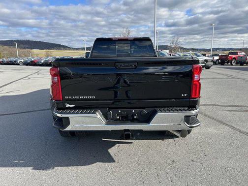 2026 Chevrolet Silverado 3500 LT
